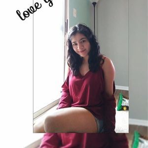 Meet your Posher, Daniela